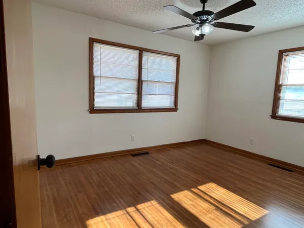 $130,000 | 219 Jones Street, El Dorado, KS 67042