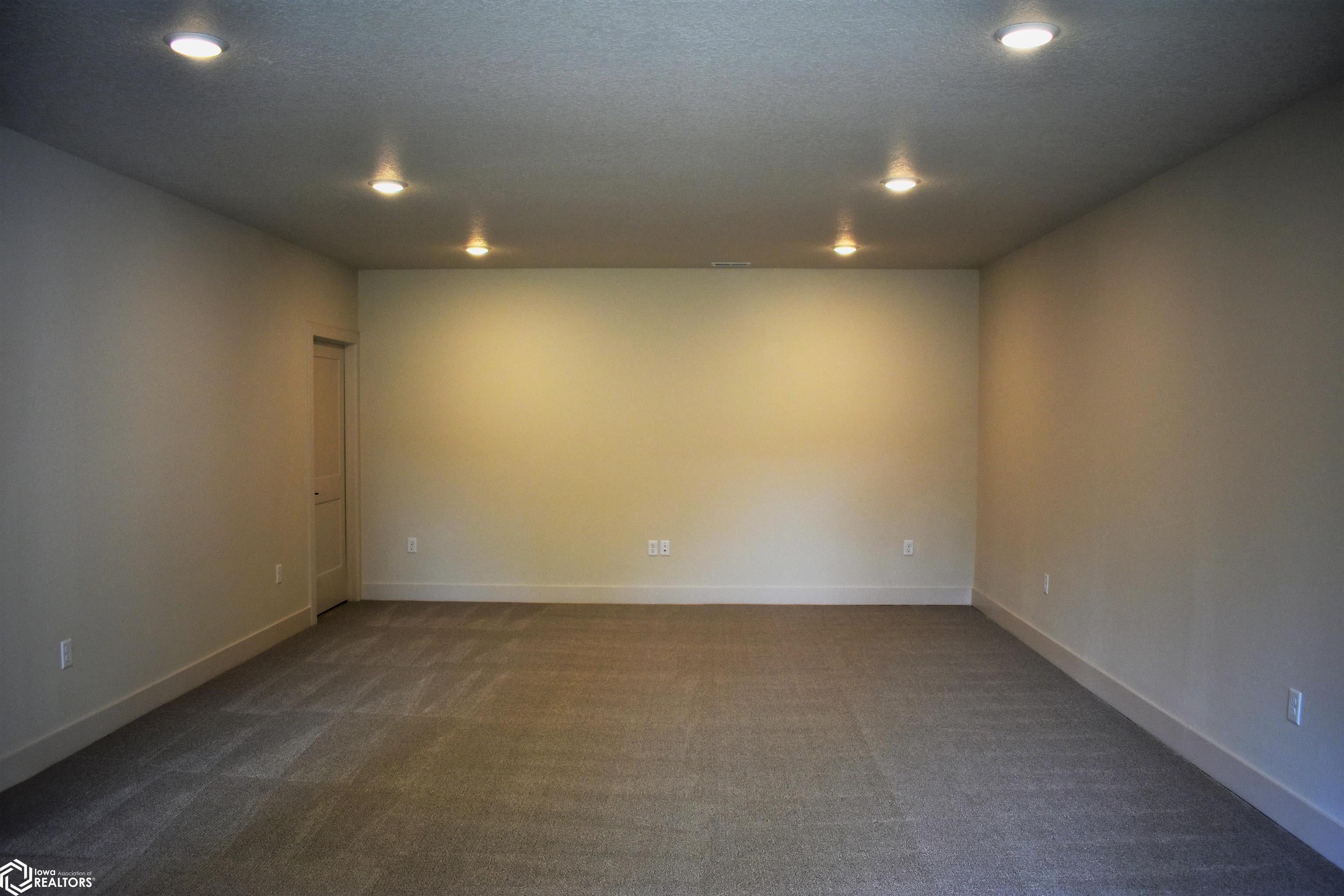 2360 River Road Iowa Falls, IA 50126 - Photo 26 of 45 Gallery Image 26