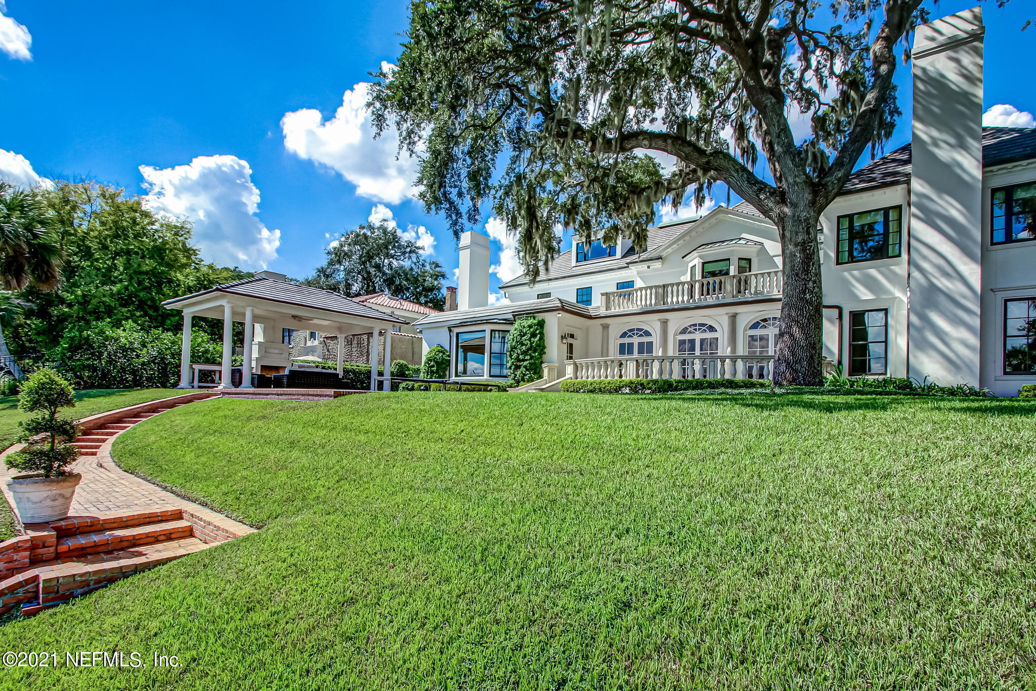3955 Ortega Boulevard Jacksonville, FL 32210 - Photo 118 of 170 a front view of house with yard and green space