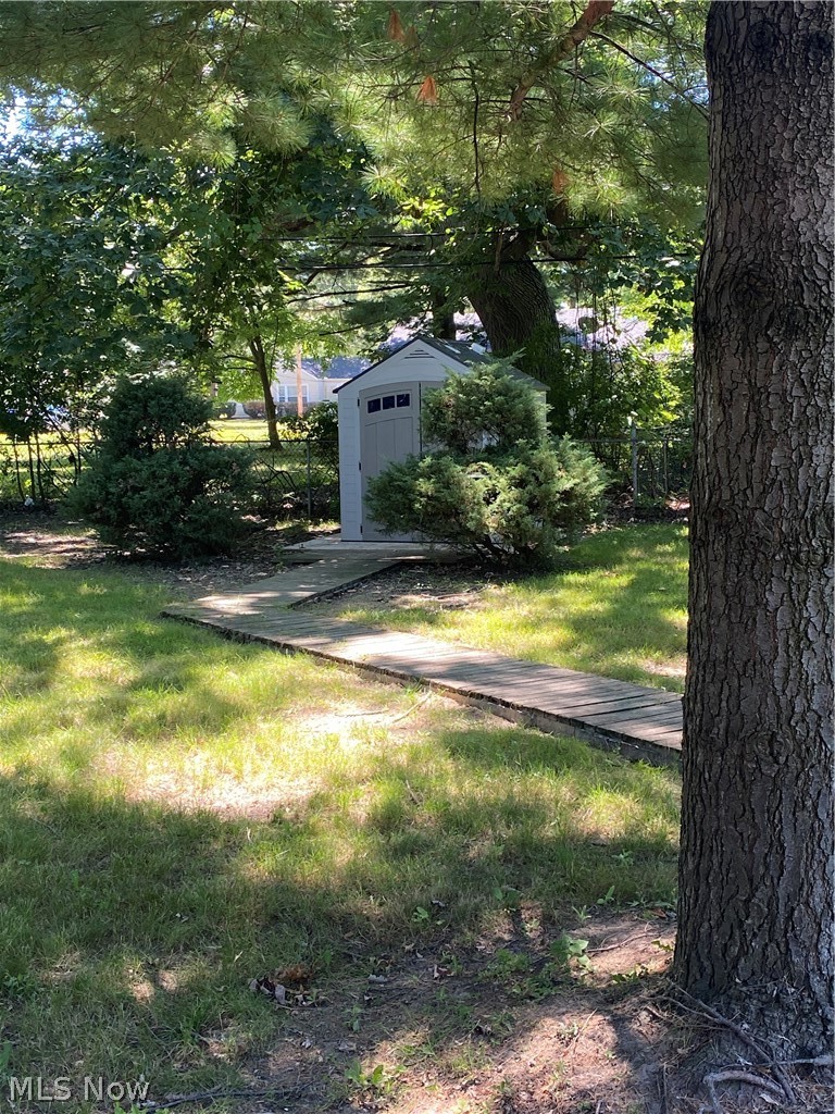 18094 Weston Road Cleveland, OH 44121 - Photo 13 of 13 Gallery Image 13