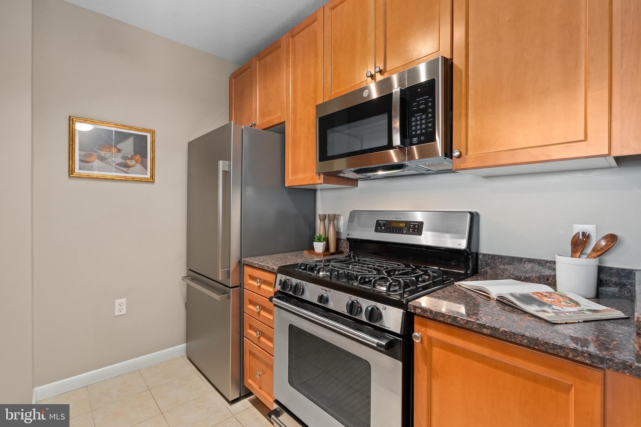 851 North Glebe Road, Unit 1515 Arlington, VA 22203 - Photo 5 of 31