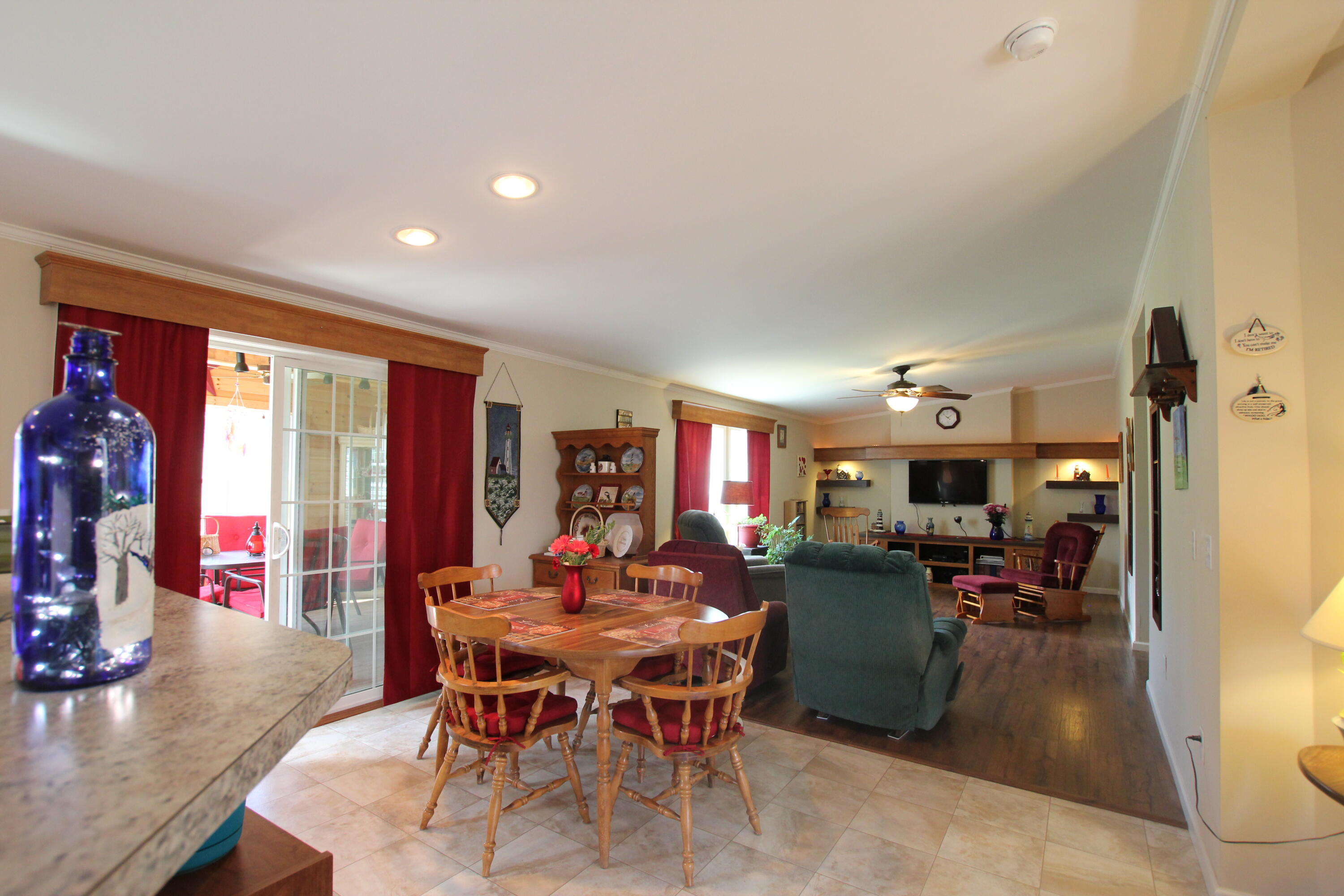 1359 Federal Road Livermore, ME 04253 - Photo 7 of 30 dining living