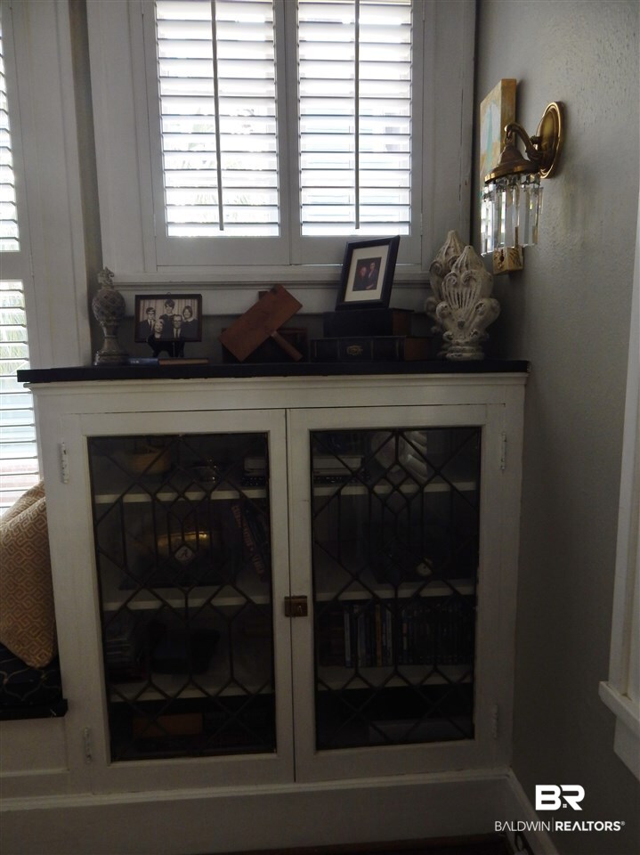 1578 Dauphin Street Mobile, AL 36604 - Photo 9 of 42