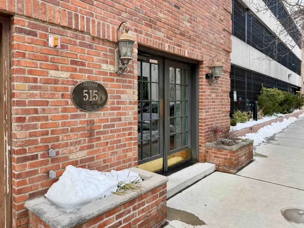 $3,050 | 515 Gregory Avenue, Unit 12, Weehawken, NJ 07086