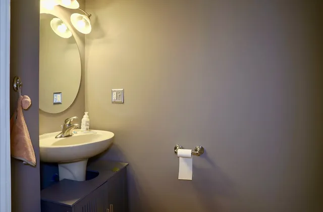 $3,150 | 515 Gregory Avenue, Unit 12, Weehawken, NJ 07086