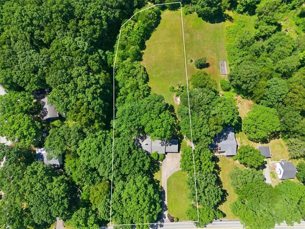 142 Center Grange Road Aliquippa, PA 15001 - Photo 2 of 27