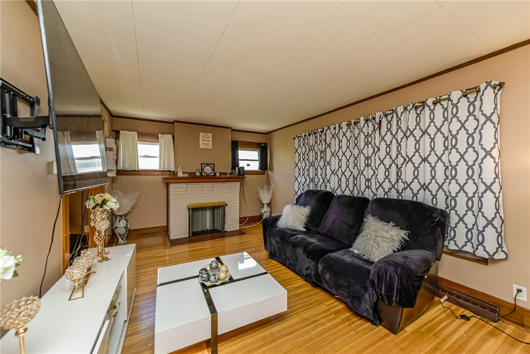 32 Walzer Road Irondequoit, NY 14622 - Photo 9 of 31