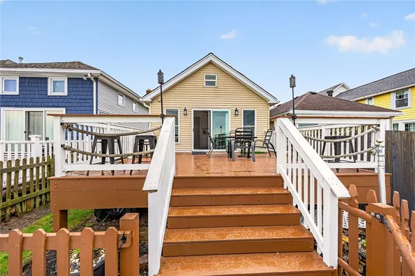 $489,000 | 1432 Edgemere Drive, Greece, NY 14612