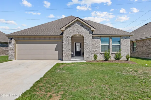 $230,000 | 107 Eagle Lk Drive, Duson, LA 70529