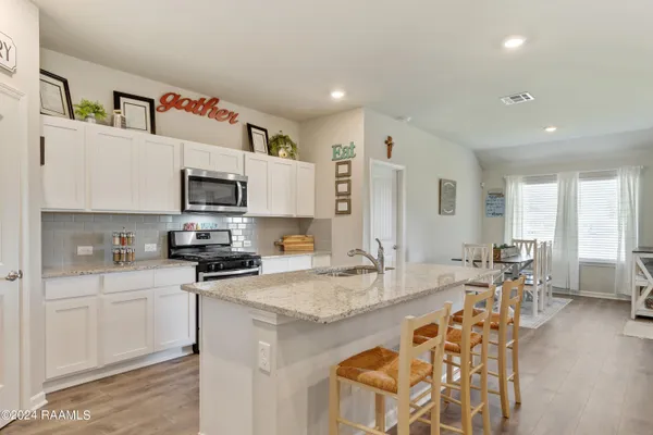 $230,000 | 107 Eagle Lk Drive, Duson, LA 70529