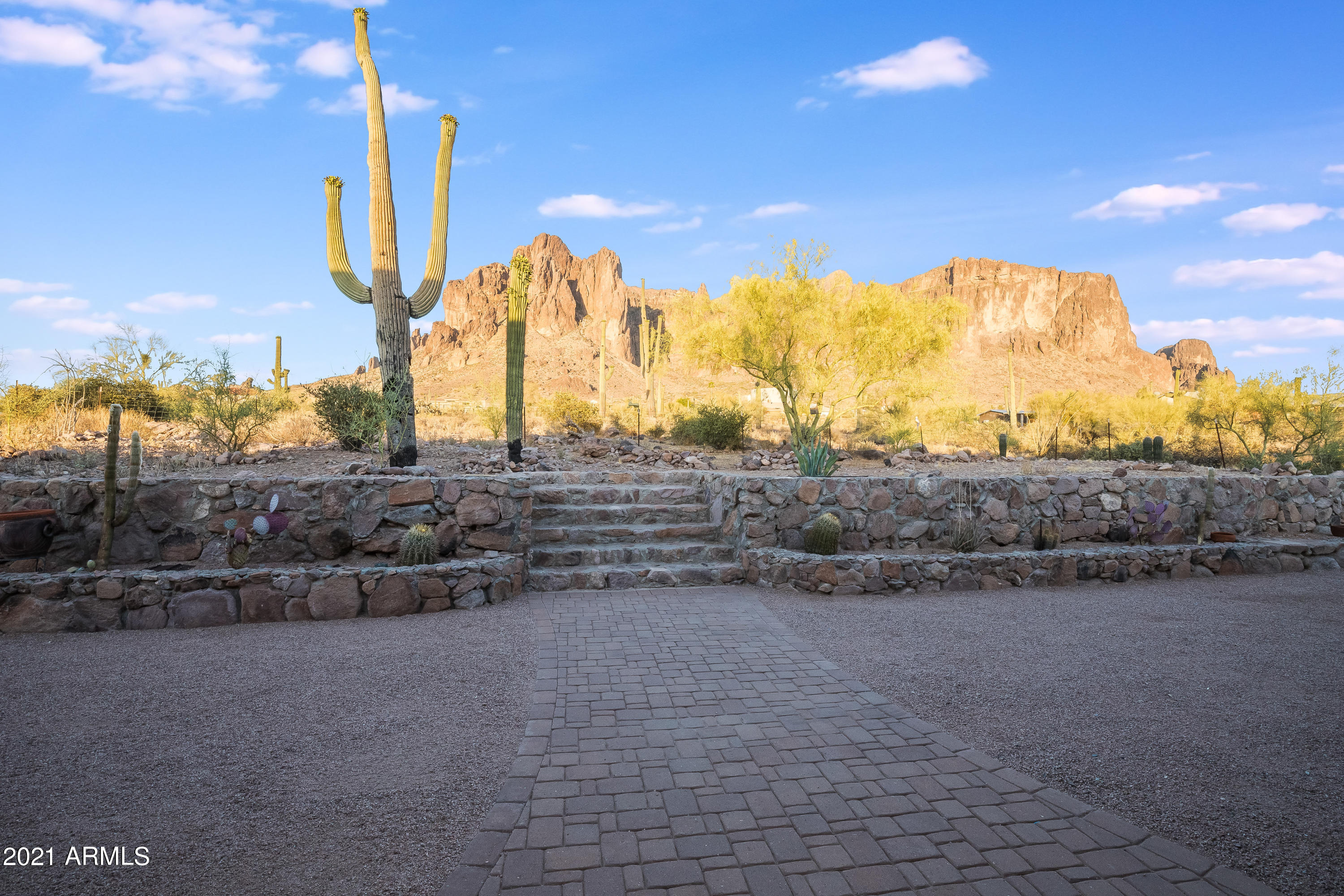 3539 North Prospectors Road Apache Junction, AZ 85119 - Photo 32 of 37 3539 N Prospectors Rd-45