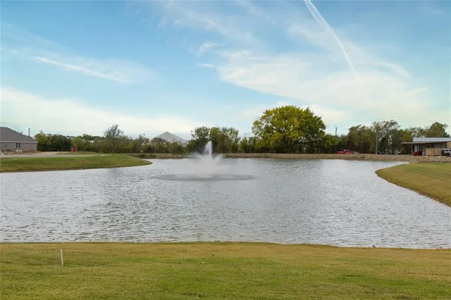 $2,750 | 411 Cooper Street, Argyle, TX 76226