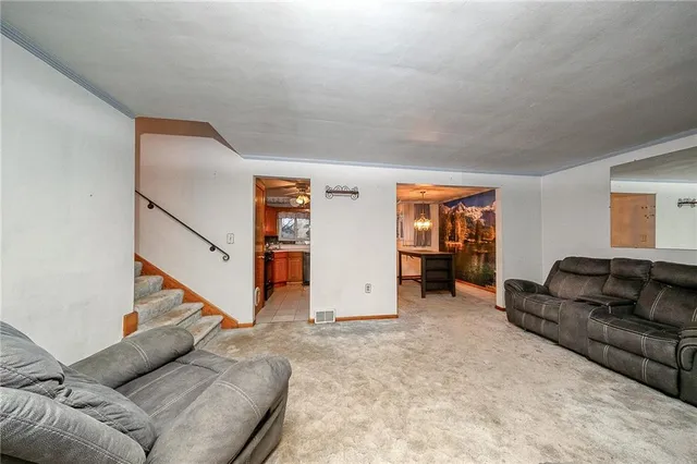 $220,000 | 609 Regency Drive, Pittsburgh, PA 15239