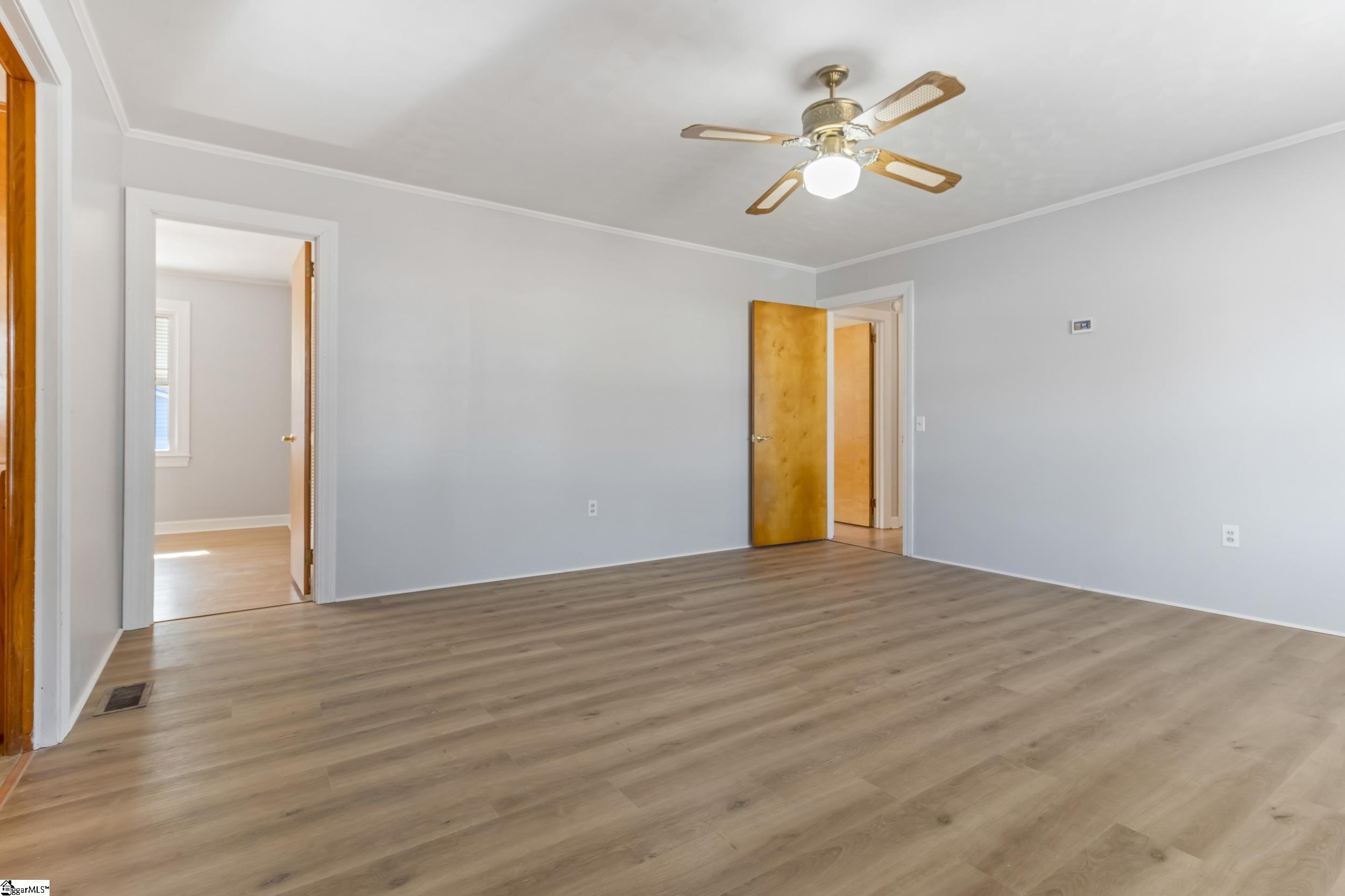 426 Meadowbrook Avenue Woodruff, SC 29388 - Photo 11 of 30