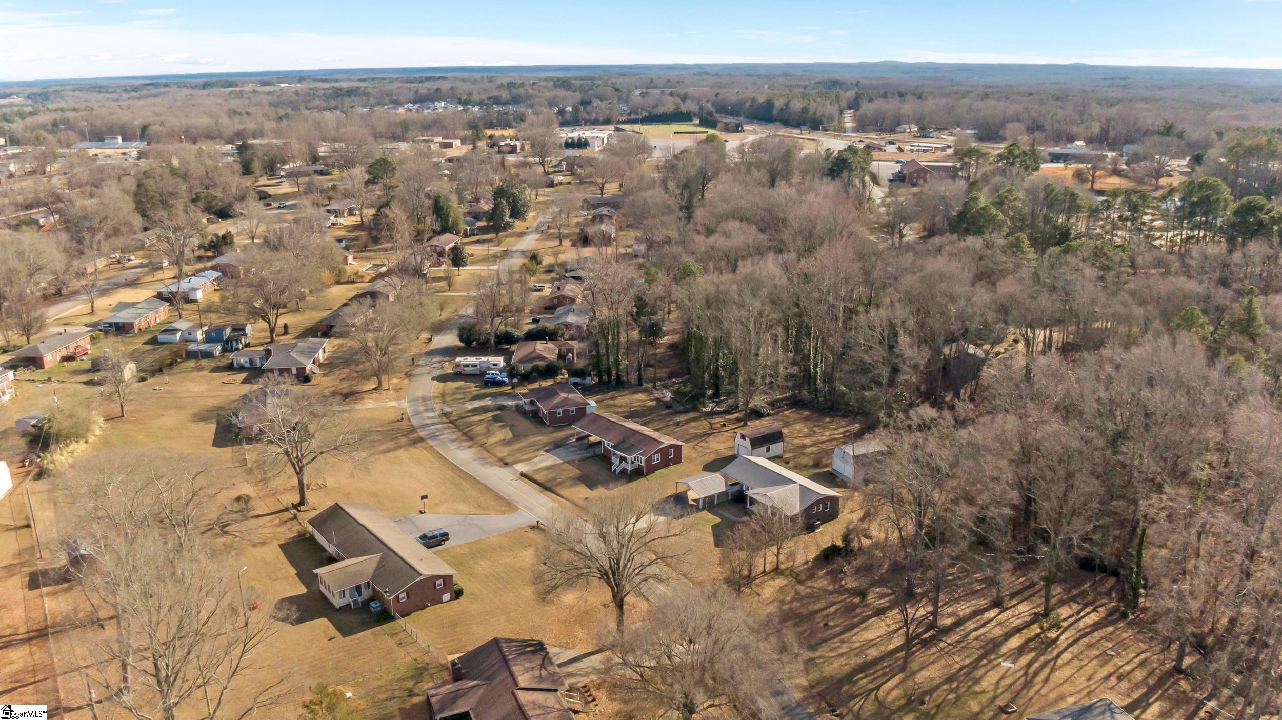 426 Meadowbrook Avenue Woodruff, SC 29388 - Photo 29 of 30