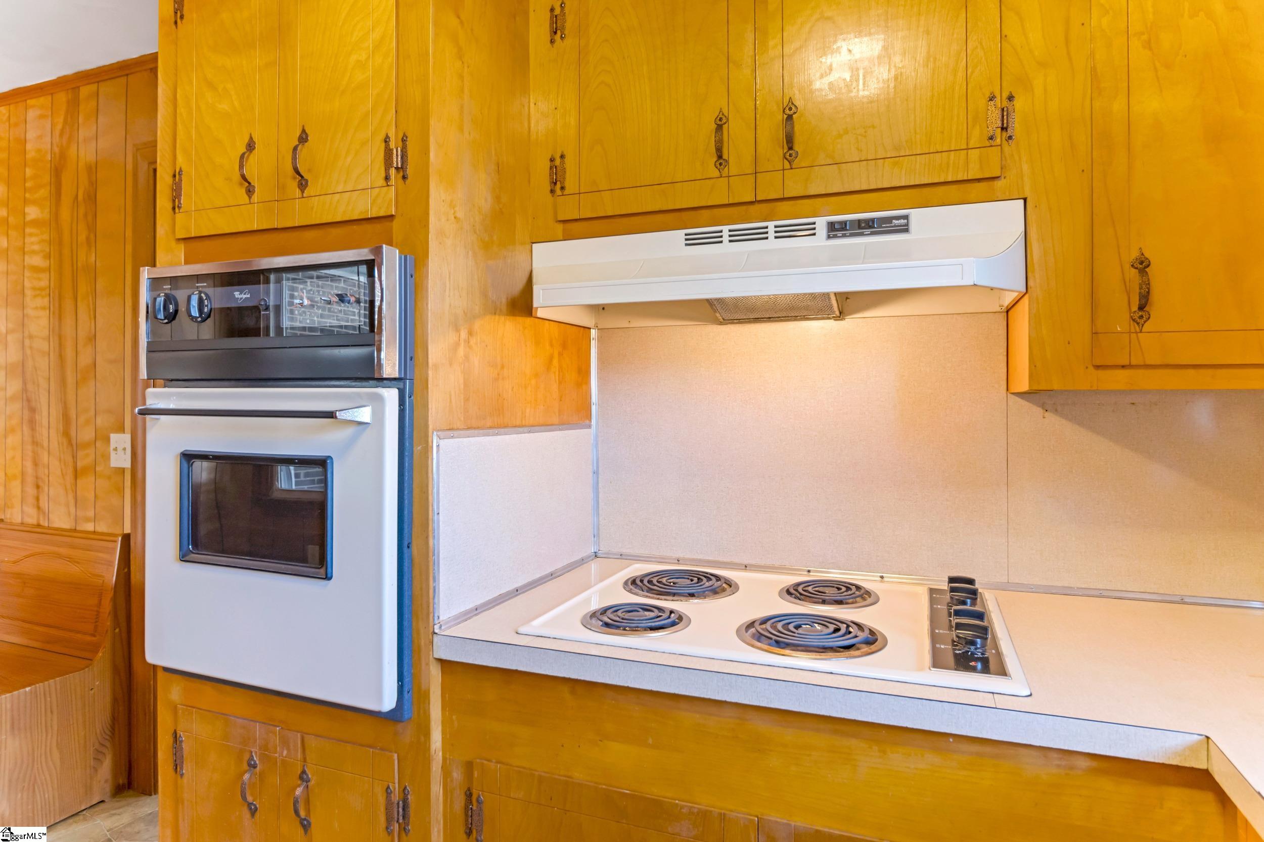 426 Meadowbrook Avenue Woodruff, SC 29388 - Photo 7 of 30