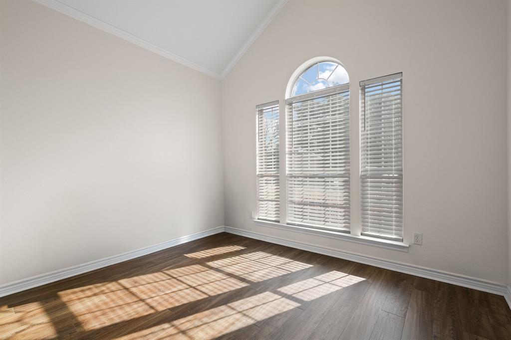 7 St Charles Place Midlothian, TX 76065 - Photo 23 of 27 a view of empty room with wooden floor and fan