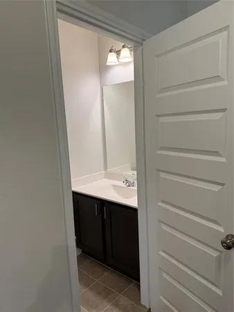 $2,200 | 409 Saddle Lane, Denton, TX 76209