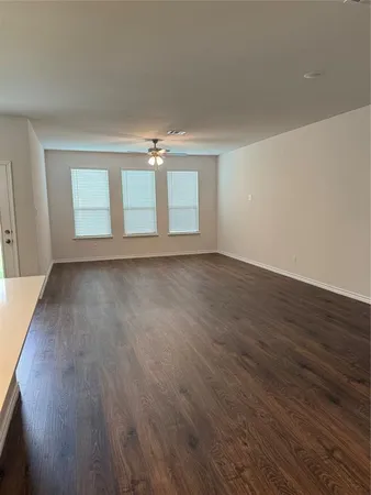 $2,200 | 409 Saddle Lane, Denton, TX 76209