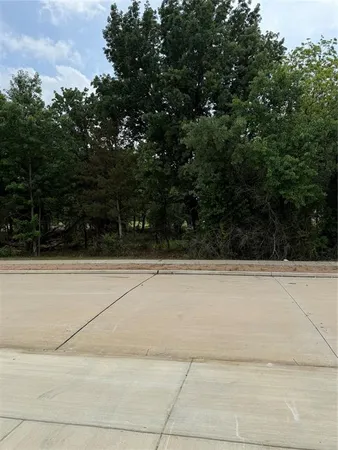 $2,200 | 409 Saddle Lane, Denton, TX 76209