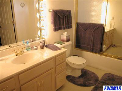 2425 Sweet Cider Road Fort Wayne, IN 46818 - Photo 10 of 12