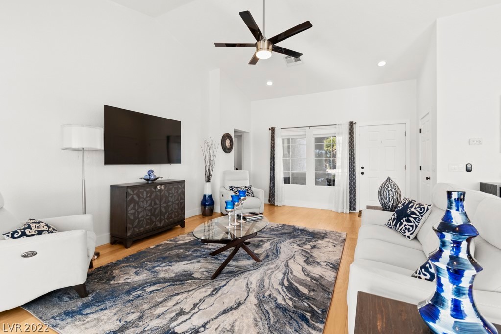 2800 Crown Ridge Drive Las Vegas, NV 89134 - Photo 15 of 45
