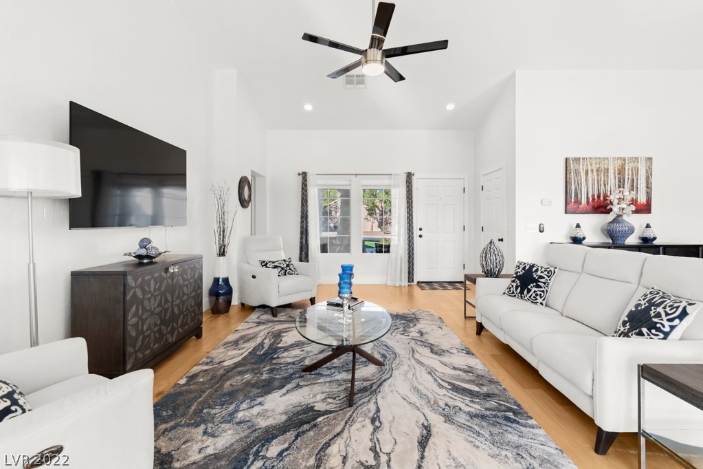 2800 Crown Ridge Drive Las Vegas, NV 89134 - Photo 16 of 45