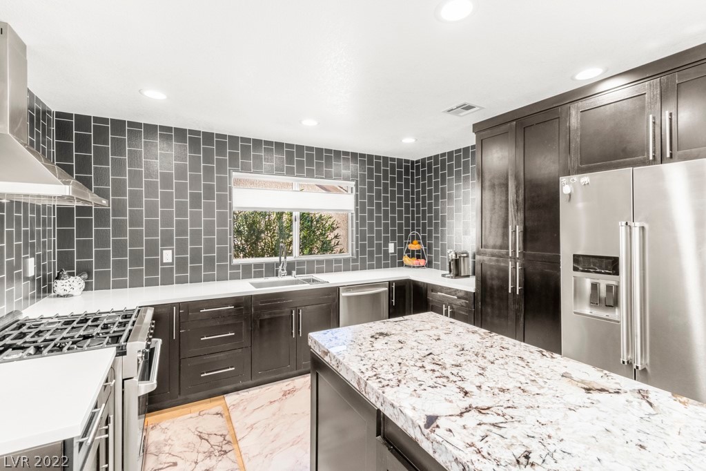 2800 Crown Ridge Drive Las Vegas, NV 89134 - Photo 6 of 45