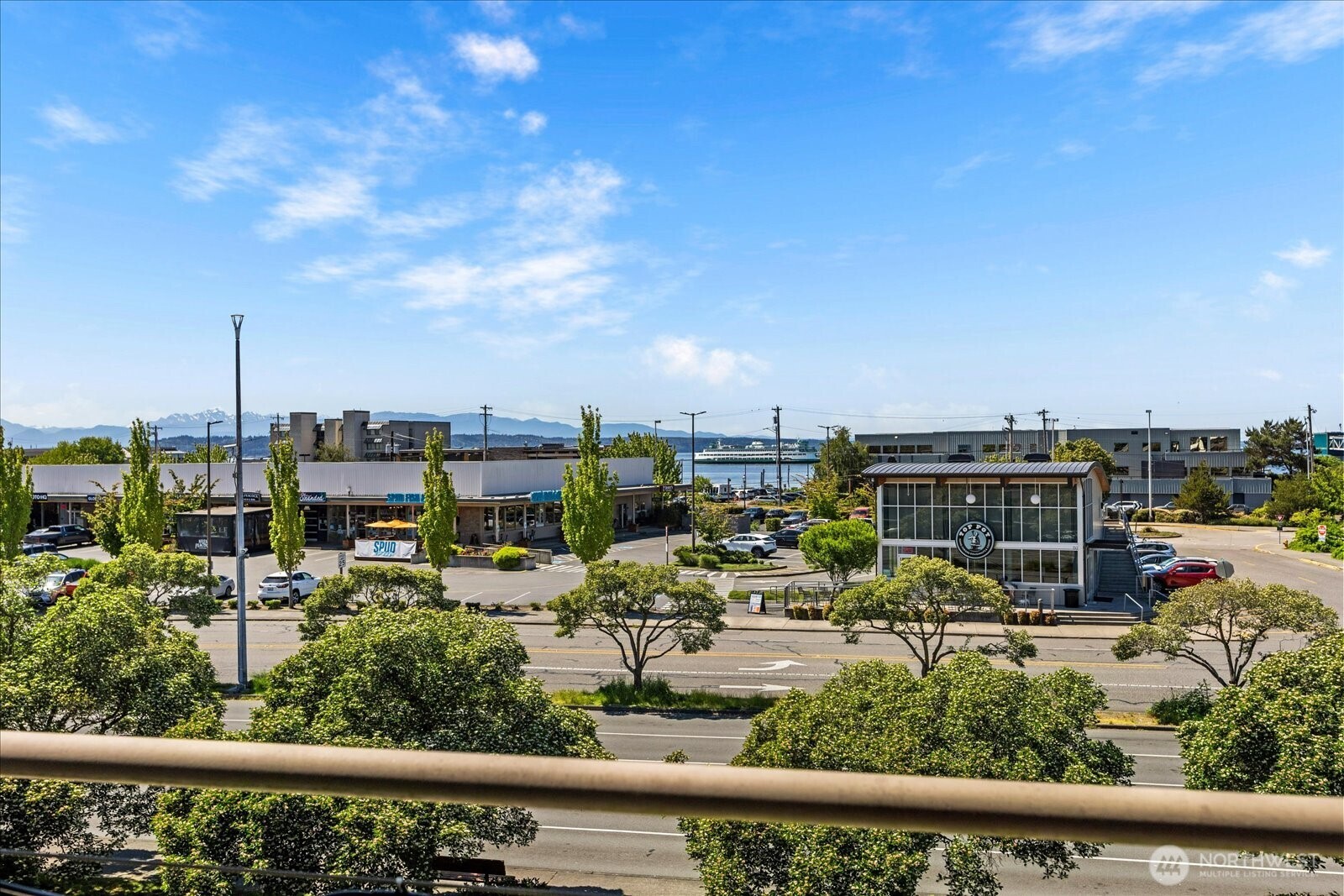 110 James Street, Unit 302 Edmonds, WA 98020 - Photo 23 of 34