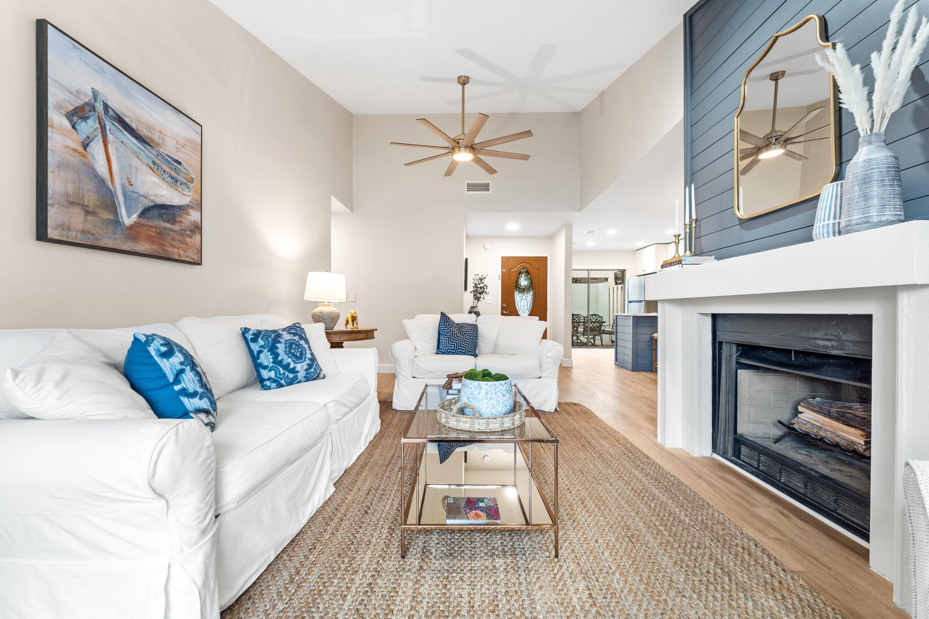 498 Linkside Drive Miramar Beach, FL 32550 - Photo 14 of 41 Vaulted ceilings