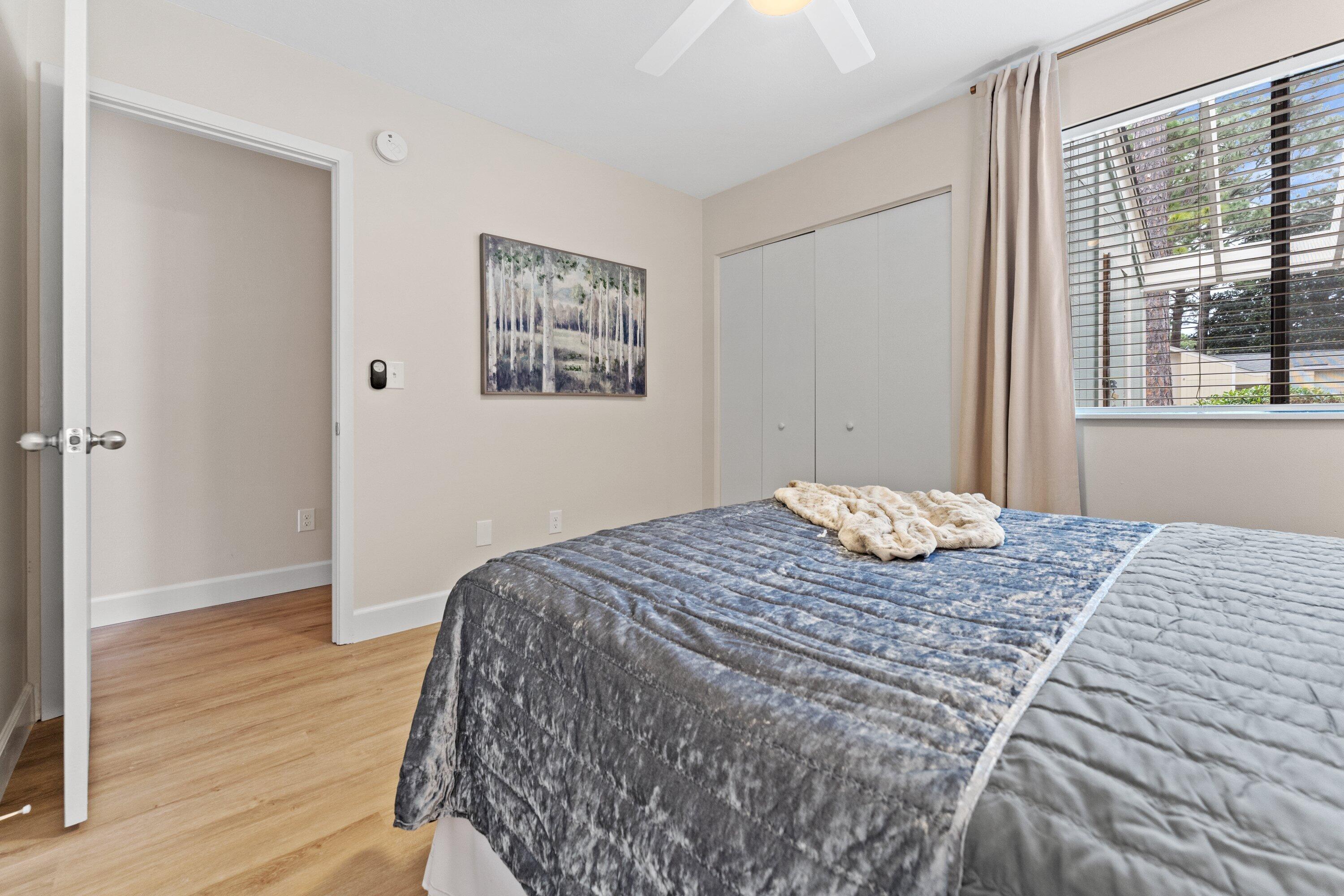 498 Linkside Drive Miramar Beach, FL 32550 - Photo 24 of 41 Guest bedroom