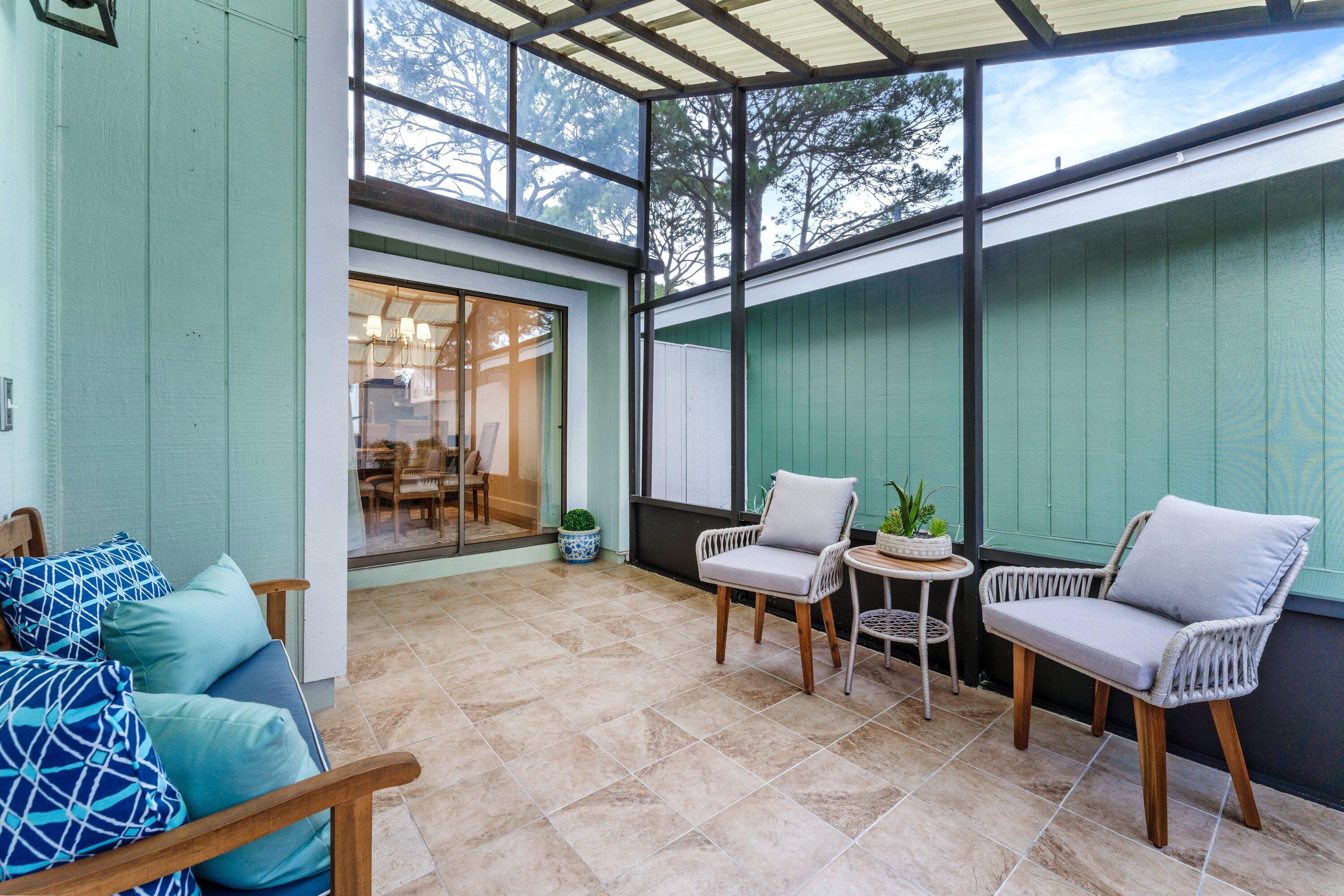 498 Linkside Drive Miramar Beach, FL 32550 - Photo 32 of 41 Screened in porch