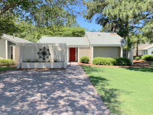 498 Linkside Drive Miramar Beach, FL 32550 - Photo 39 of 41 Golf cart parking right at the curb!