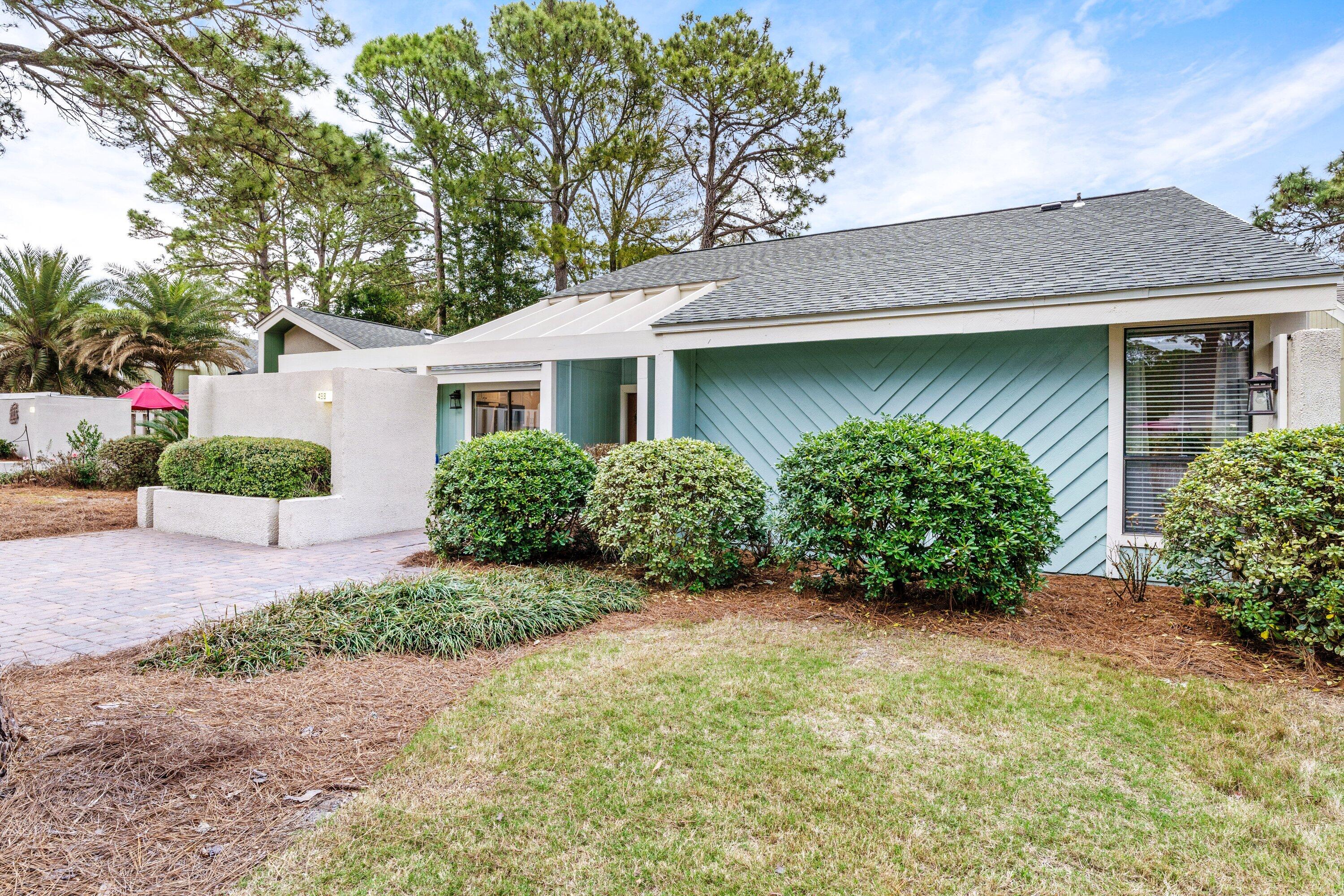 498 Linkside Drive Miramar Beach, FL 32550 - Photo 9 of 41 ONE LEVEL with Private back yard!