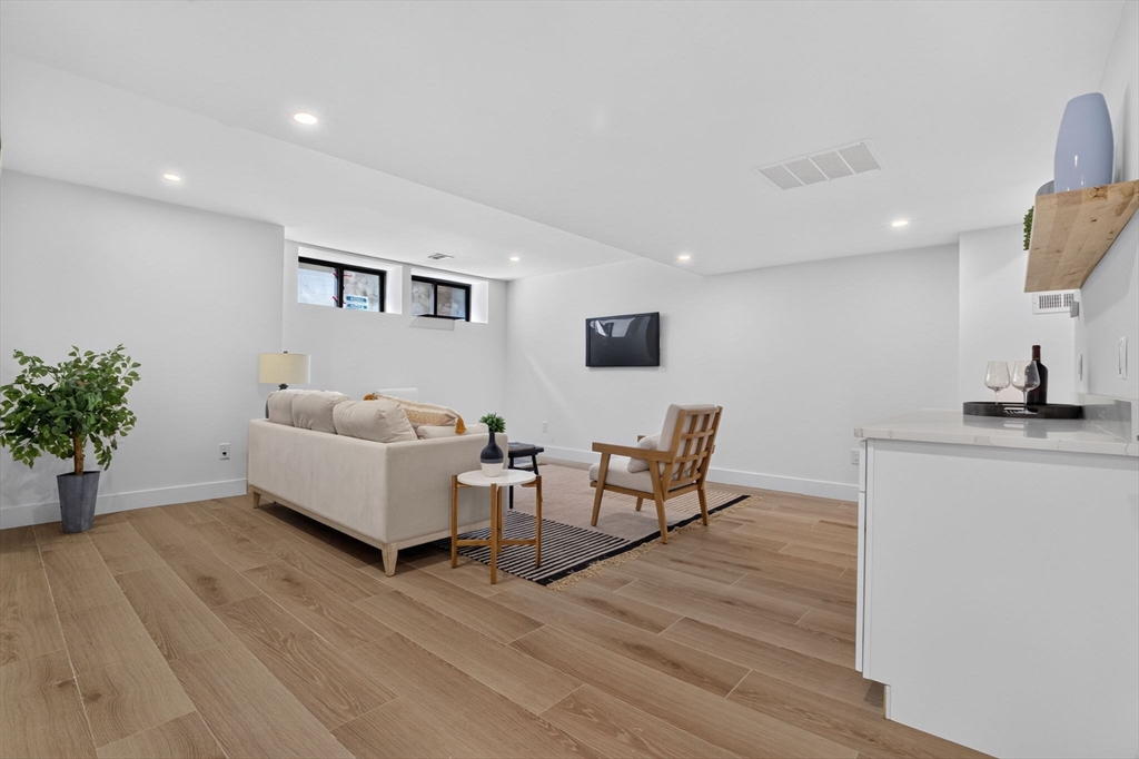 24 Spring Hill Terrace, Unit A Somerville, MA 02143 - Photo 23 of 36