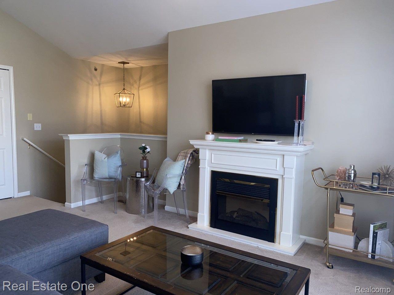 1704 Deepwood Circle Rochester, MI 48307 - Photo 26 of 51 Gallery Image 26