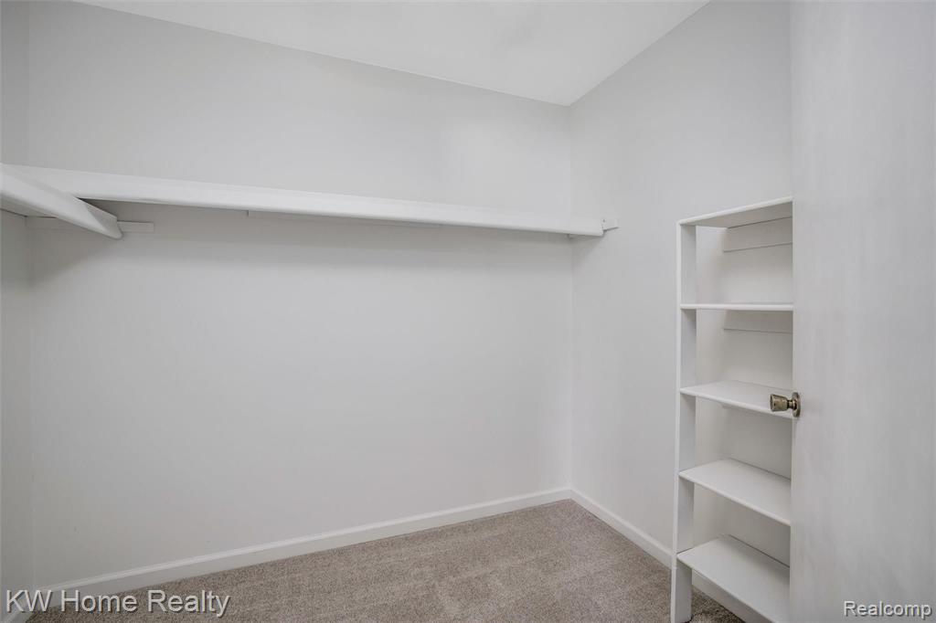 35690 Fredericksburg Road Farmington Hills, MI 48331 - Photo 14 of 25