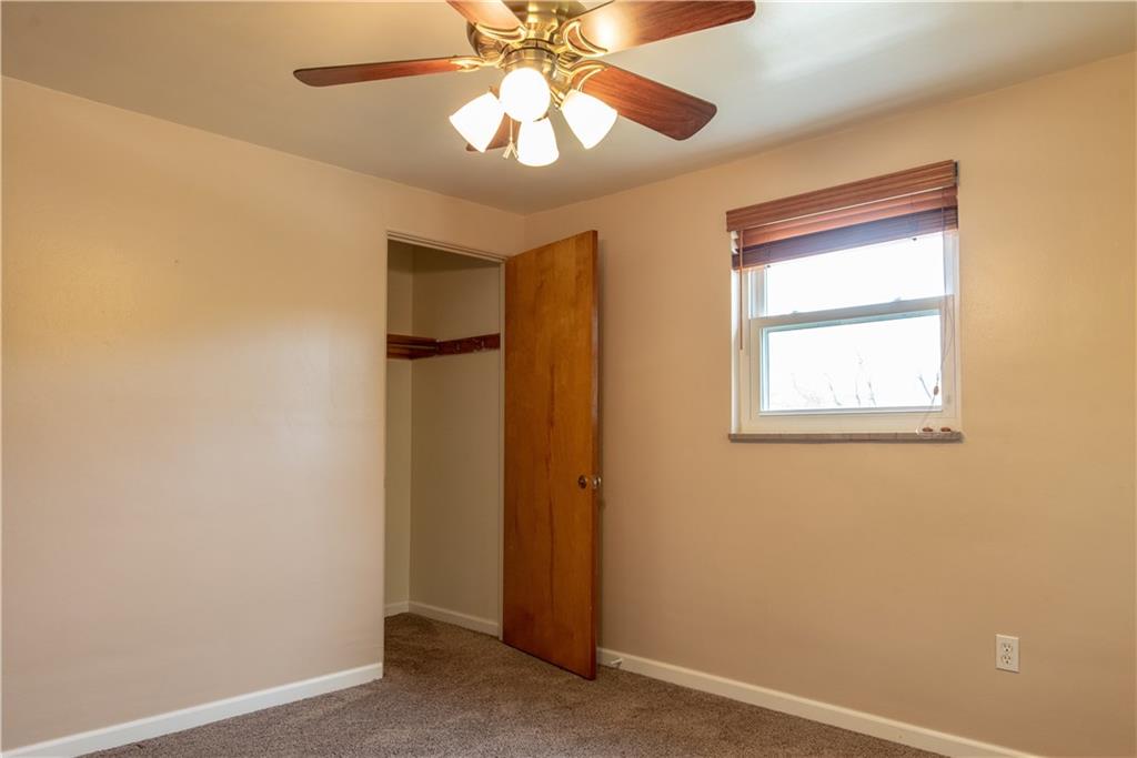 853 Sherwood Road Pittsburgh, PA 15221 - Photo 14 of 18