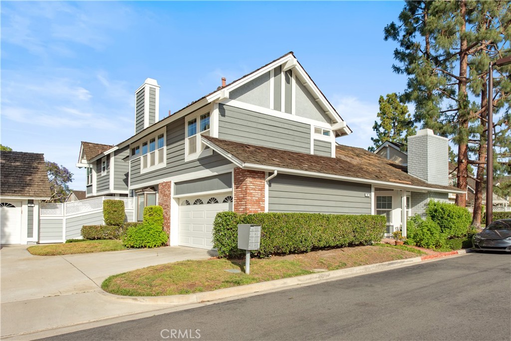 19 Alabaster Irvine, CA 92614 - Photo 3 of 39