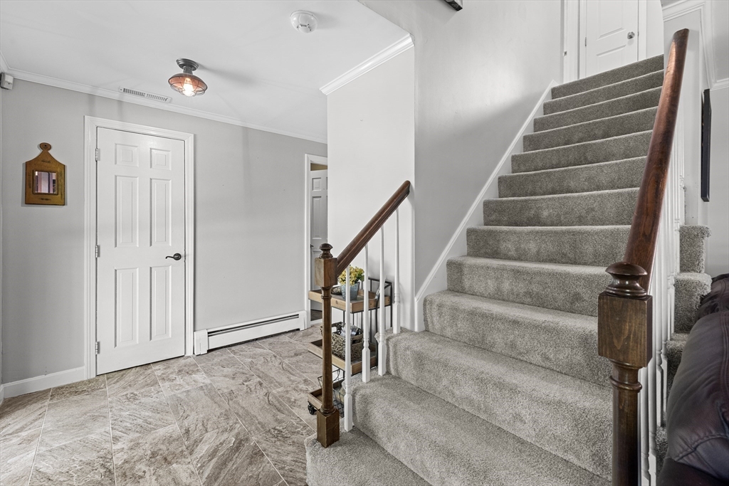 176 Davis Road Westminster, MA 01473 - Photo 7 of 37