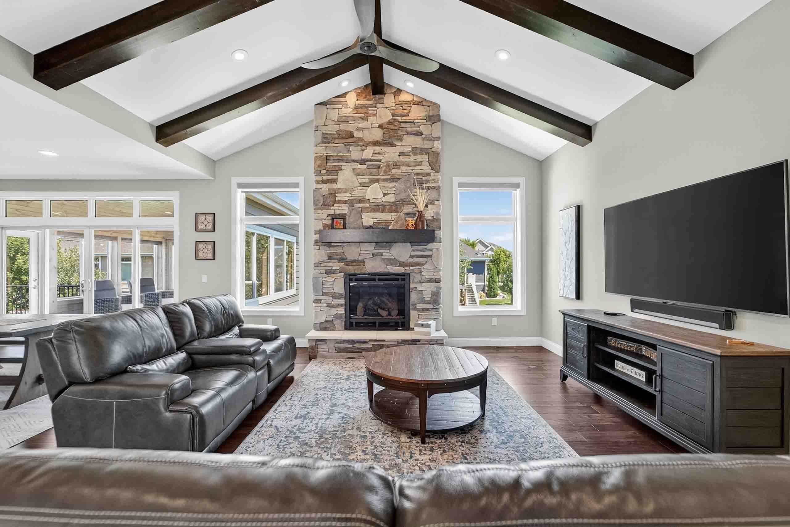 810 Lynn Street Waunakee, WI 53597 - Photo 5 of 85