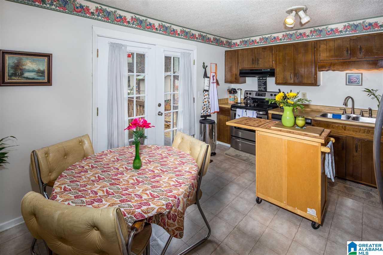 1303 Yellowleaf Lane Alabaster, AL 35114 - Photo 7 of 21