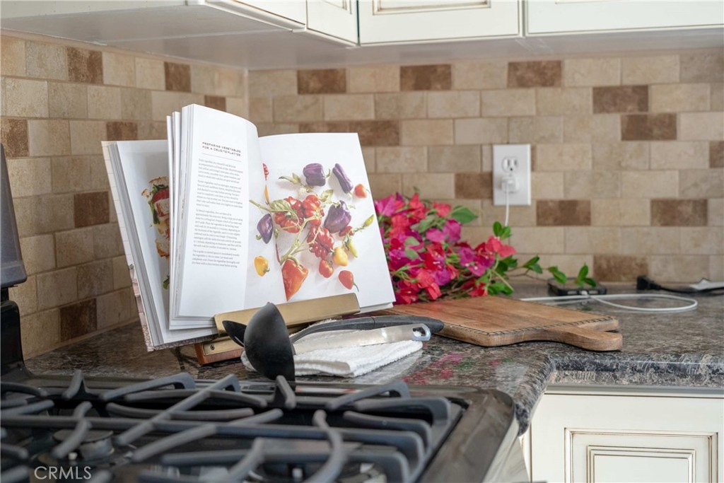 68845 Durango Road Cathedral City, CA 92234 - Photo 16 of 75