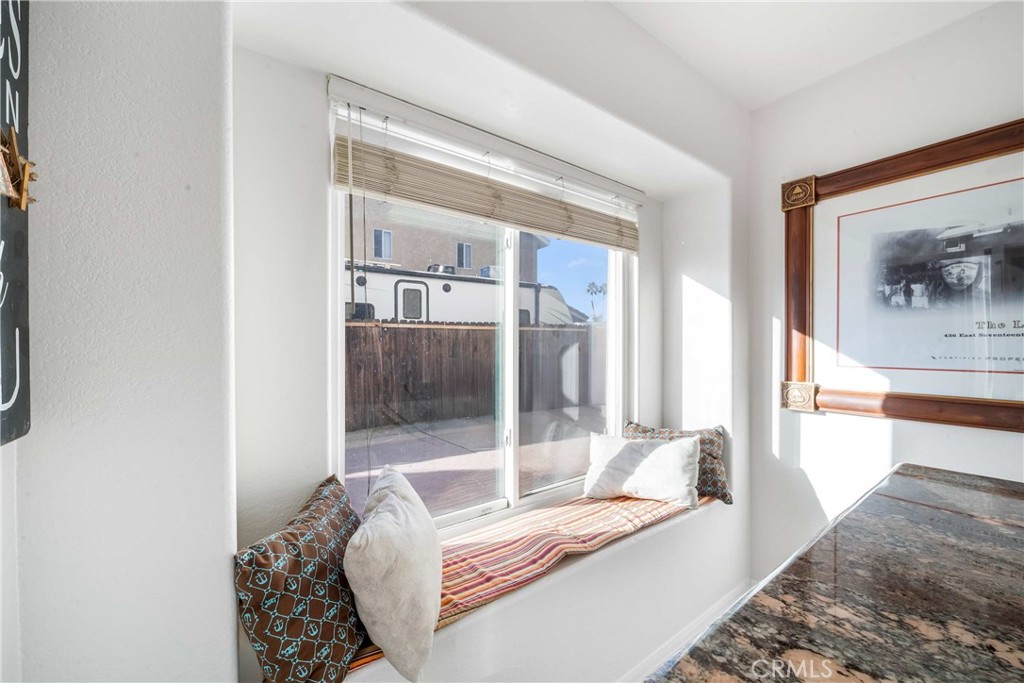 68845 Durango Road Cathedral City, CA 92234 - Photo 29 of 75 a living room with furniture and a potted plant