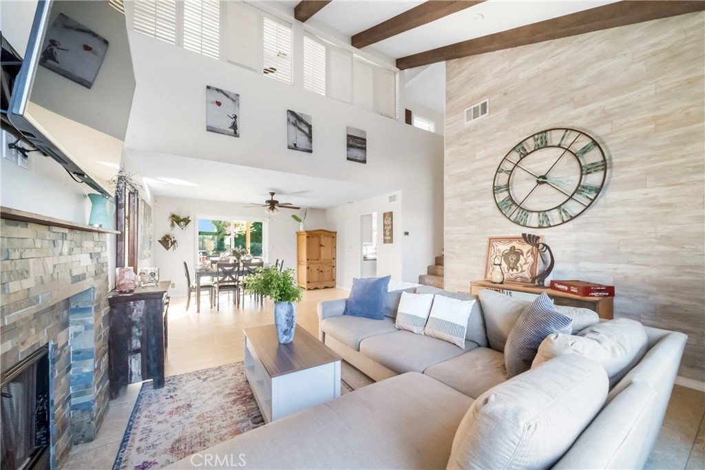 68845 Durango Road Cathedral City, CA 92234 - Photo 5 of 75 a living room with furniture and wooden floor