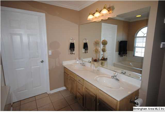 114 Brook Circle Pelham, AL 35124 - Photo 23 of 32