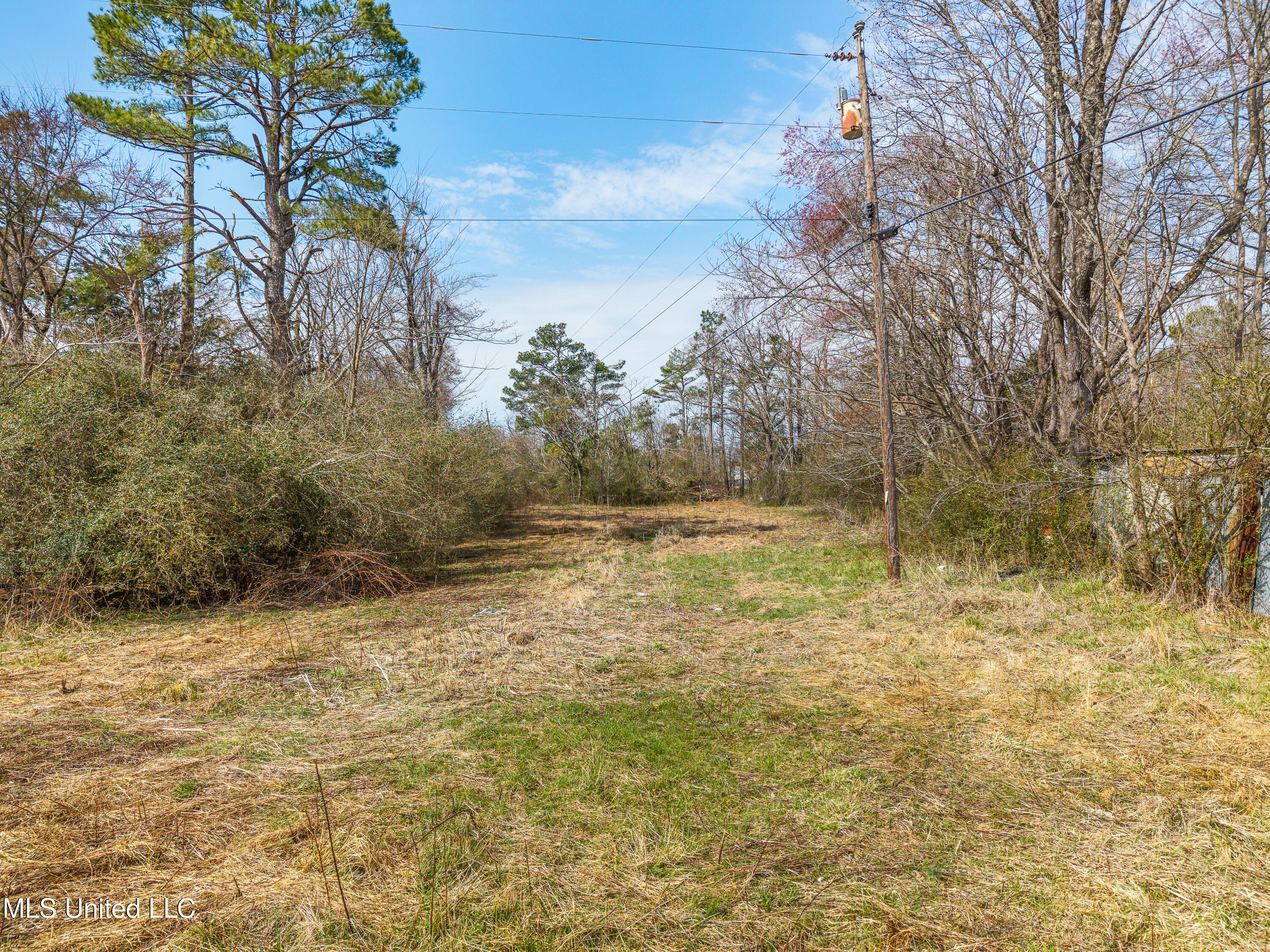 Mimosa Road Batesville, MS 38606 - Photo 4 of 7 sardis lake estates-exterior-04