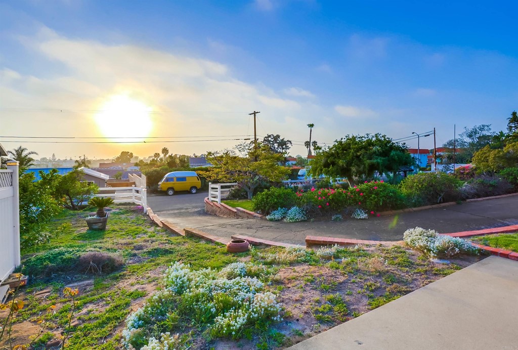 661 Melba Road Encinitas, CA 92024 - Photo 41 of 54