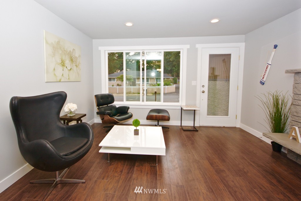 16526 115th Avenue Southeast Renton, WA 98055 - Photo 15 of 24 Gallery Image 15