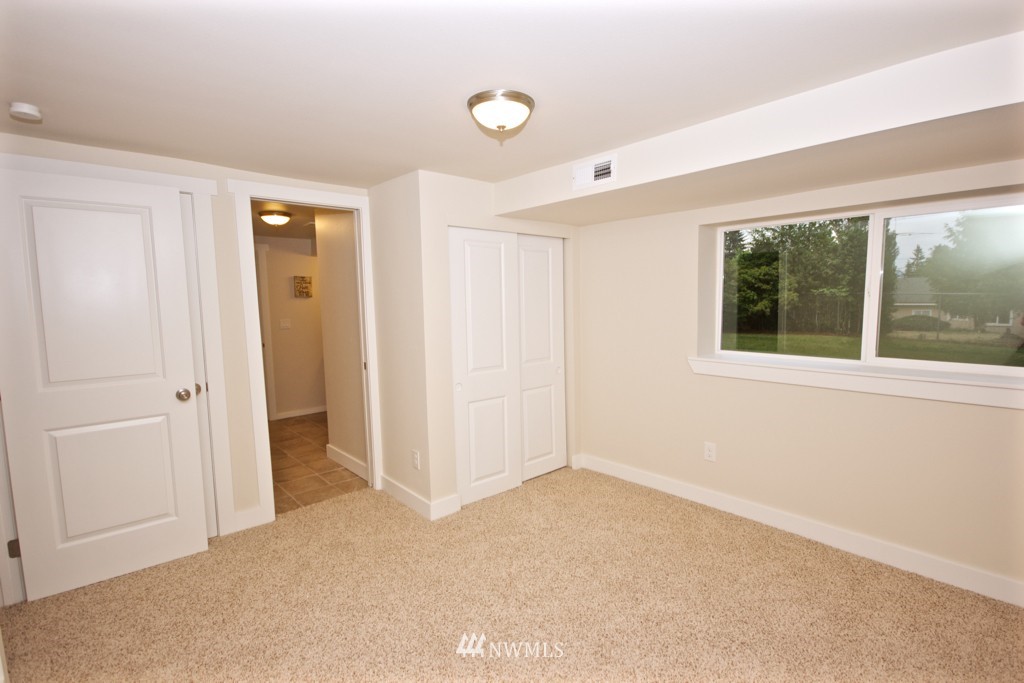 16526 115th Avenue Southeast Renton, WA 98055 - Photo 20 of 24 Gallery Image 20